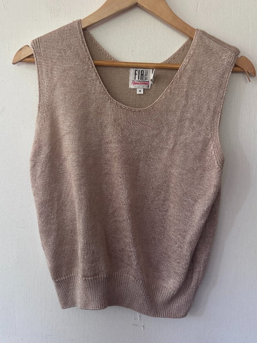 Fia Italia VTG Knit Tank Top Women Medium Champagne Scoop Neck Luxury Minimalist
